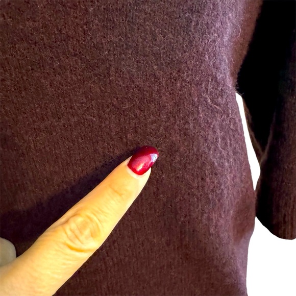 Burgundy WHBM short sleeve sweater - Picture 7 of 8